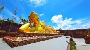 Sleeping budha bintan