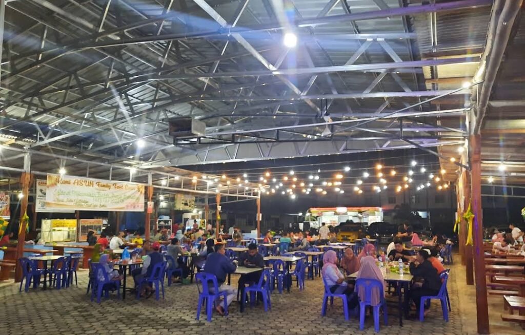 Pujasera Asun Family Simpang Lagoi
