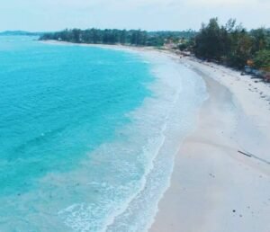 Trikora beach 4